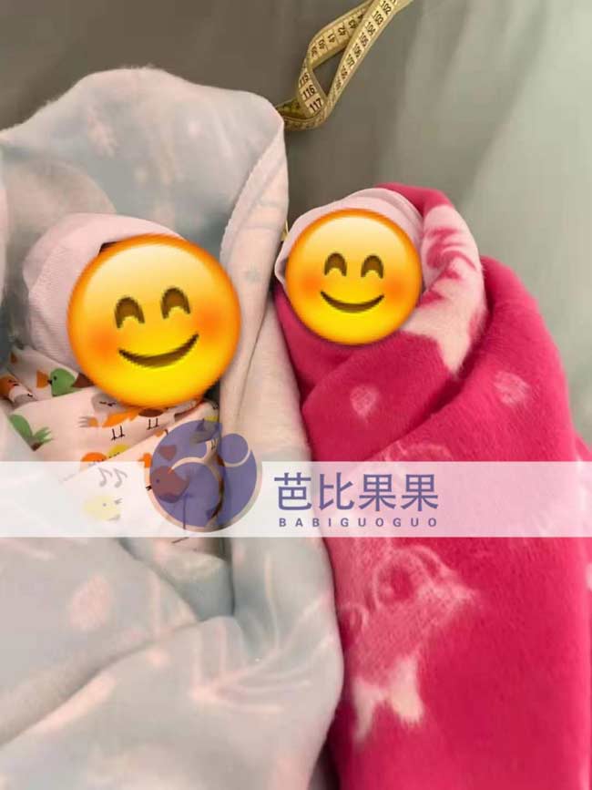 L先生夫妻的乌克兰试管龙凤胎宝宝出生，体重都有五斤左右