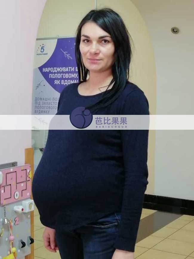 广东Z女士的乌克兰试管妈妈到妇产医院做孕37周B超
