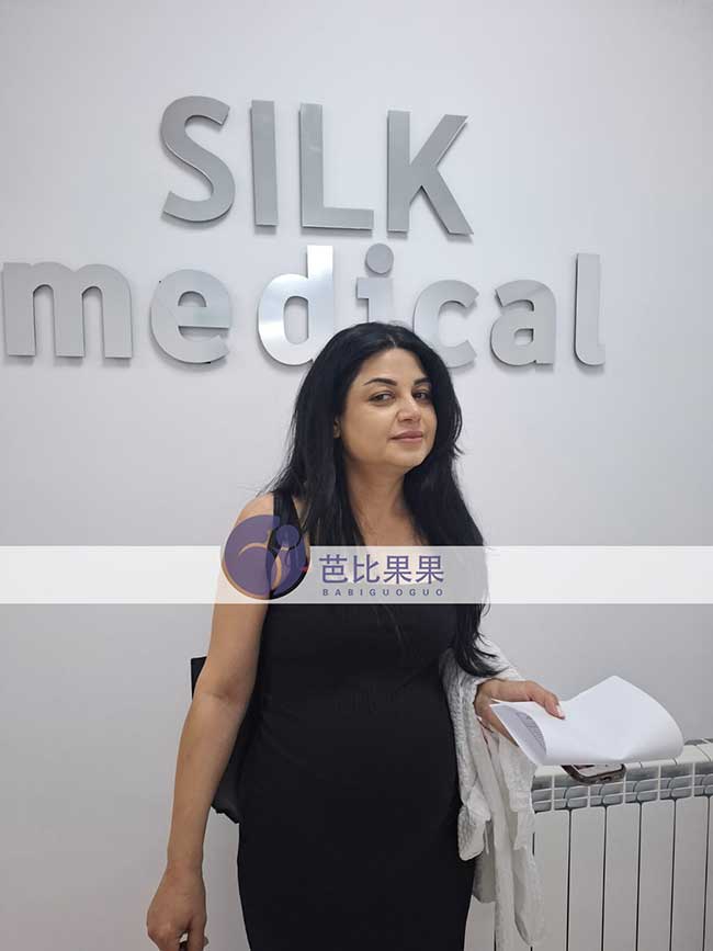 孕后期试管妈妈做B超