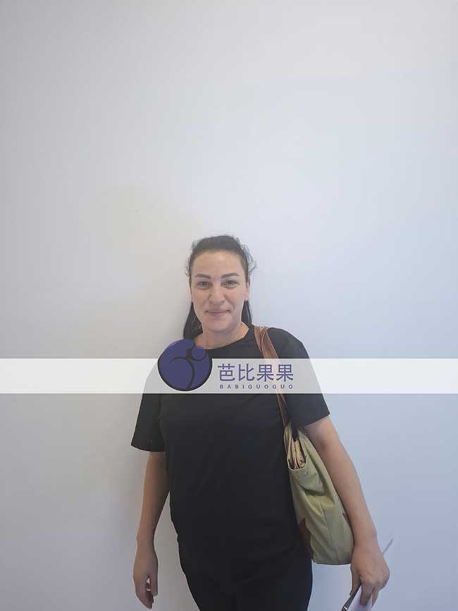 郭先生到格鲁吉亚匹配的开朗试管妈妈来医院做B超