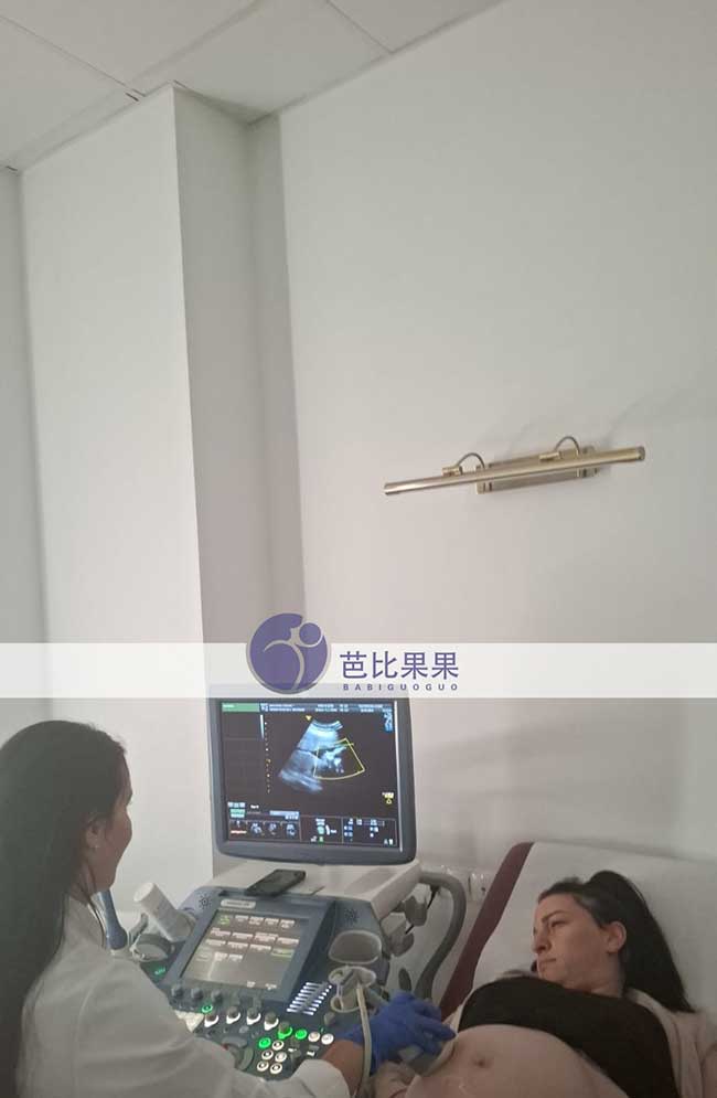 试管妈妈做B超