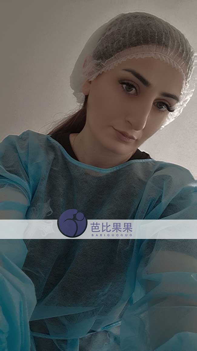 试管妈妈移植胚胎