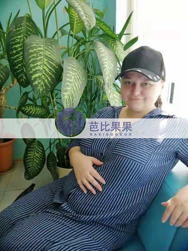 乌克兰试管代妈怀孕时的照片