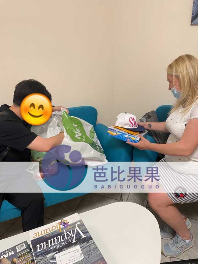 看望乌克兰临产孕妇