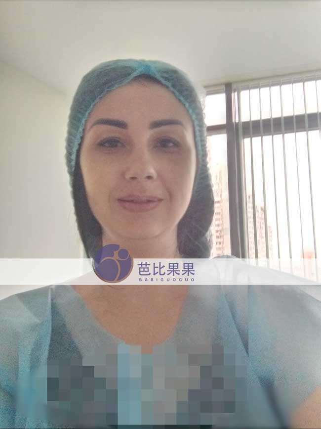 乌克兰试管生娃三对夫妇各自的试管妈妈在丽塔医院移植冻胚