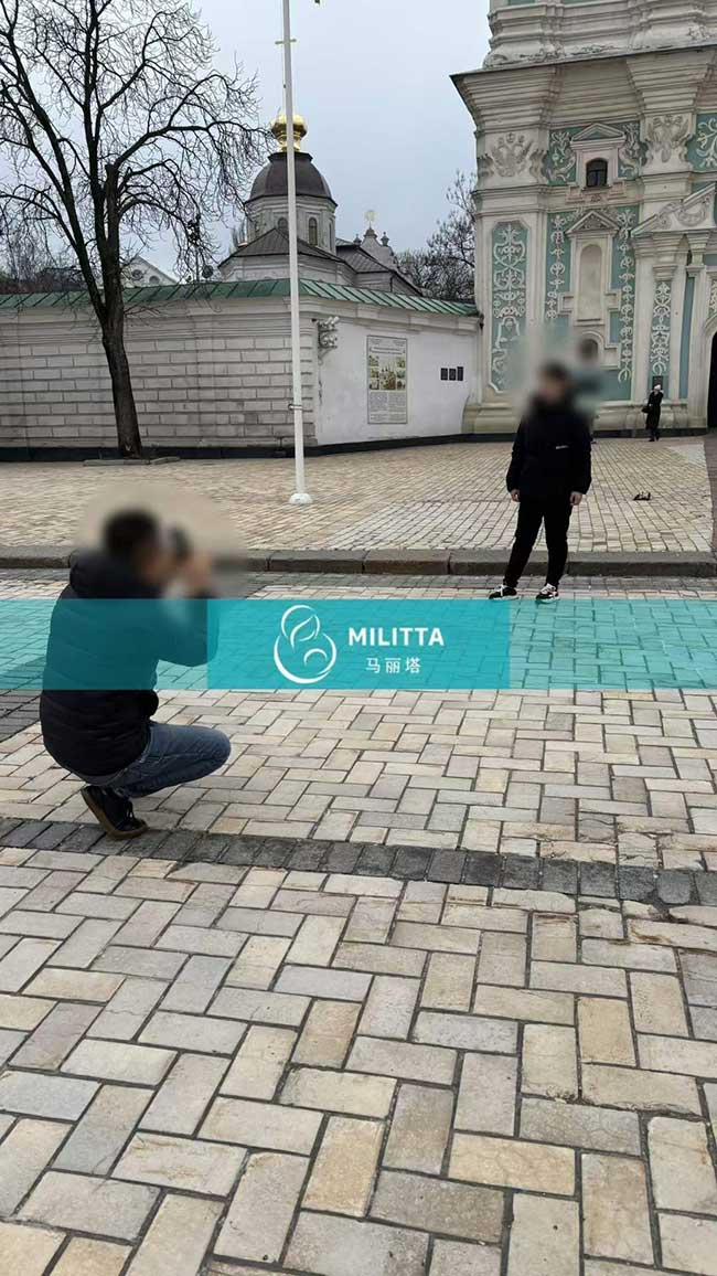 翻译周末陪同在乌克兰试管DY生娃的夫妇游览基辅市区