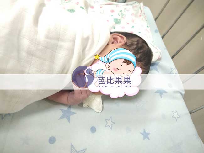 F女士在格鲁吉亚DY的试管宝宝在妇产医院的照片