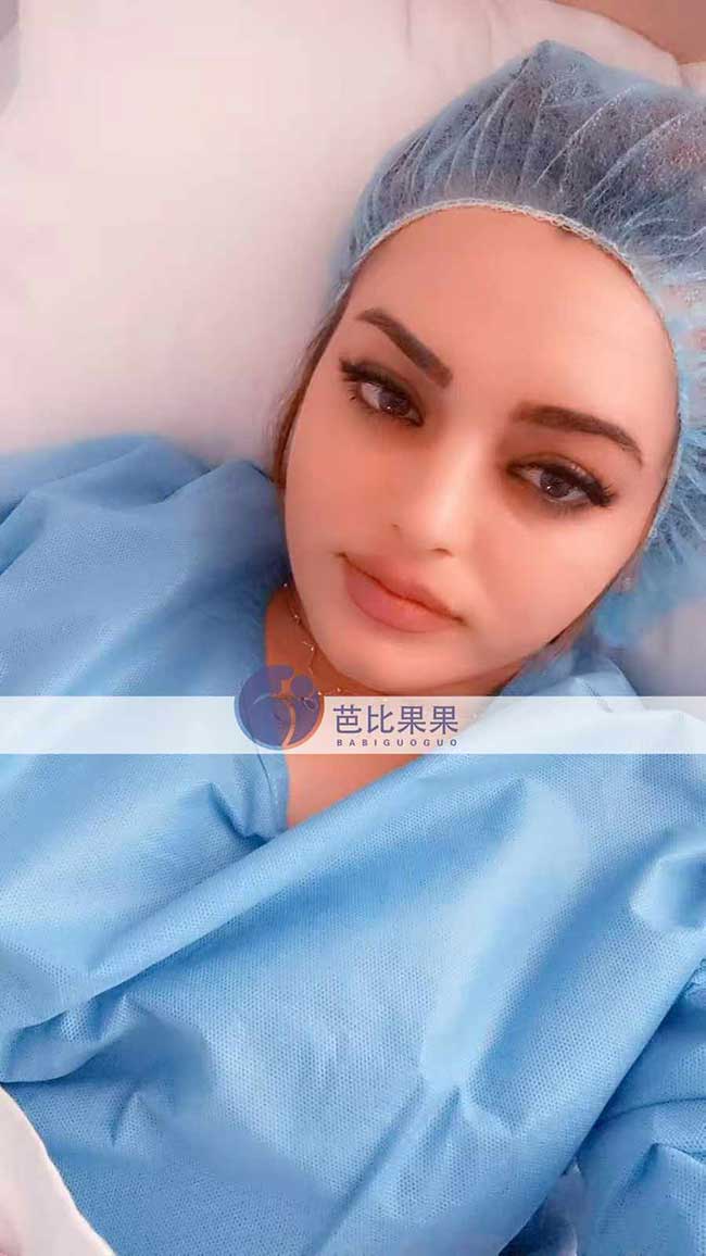 试管妈妈移植胚胎