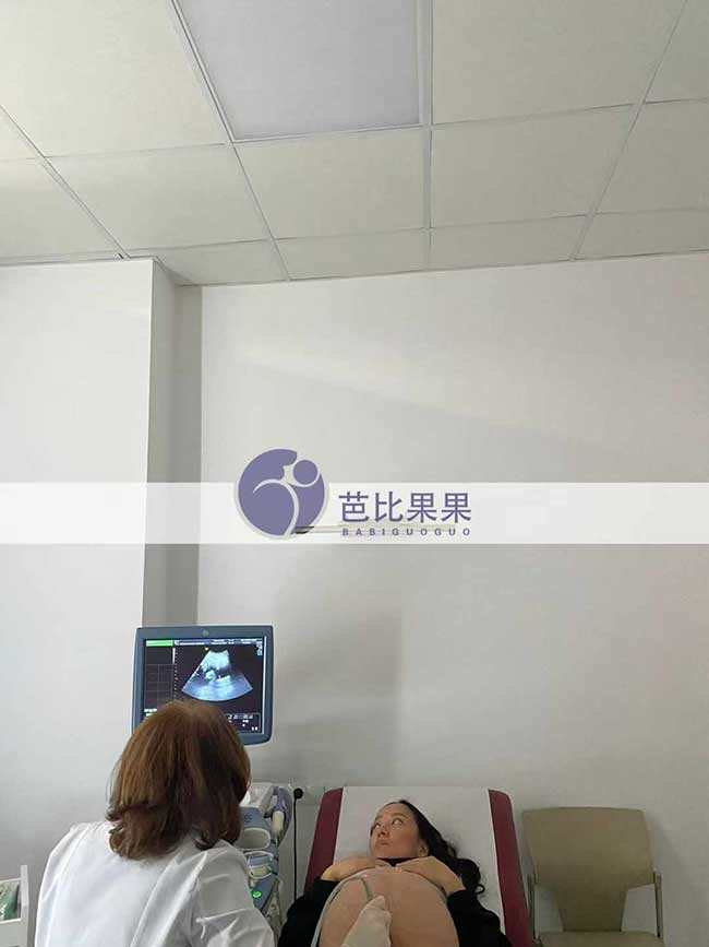 试管妈妈做B超