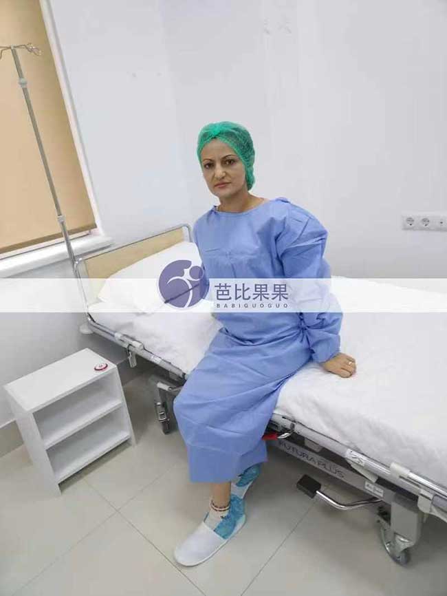 试管妈妈移植胚胎