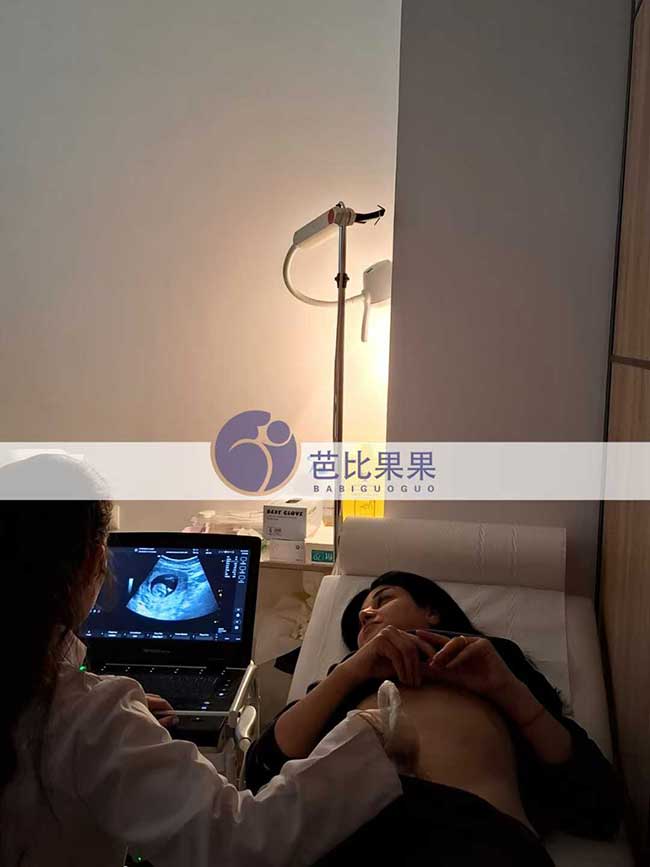 试管妈妈B超检查