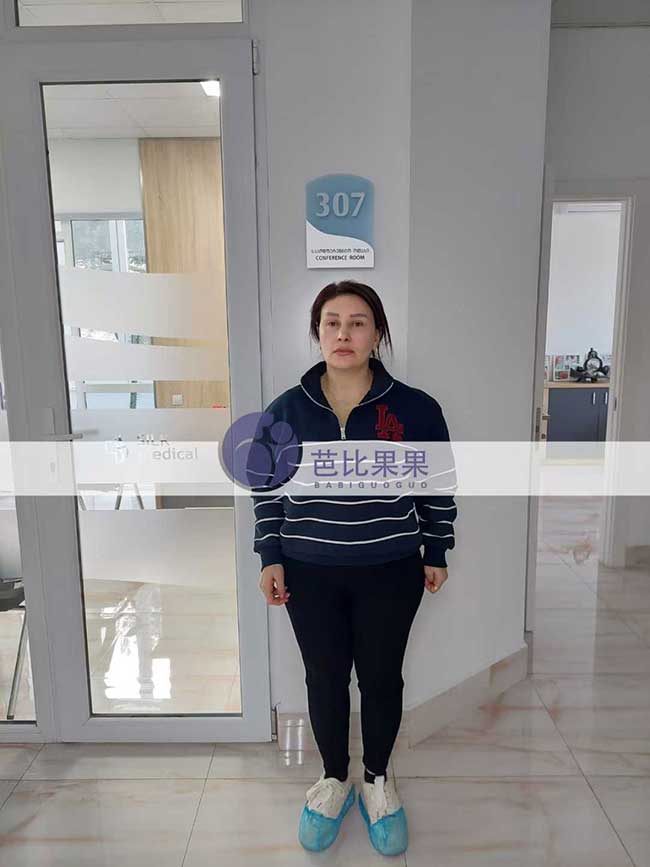 江西何先生在格鲁吉亚试管生娃匹配的妈妈来做第二次B超