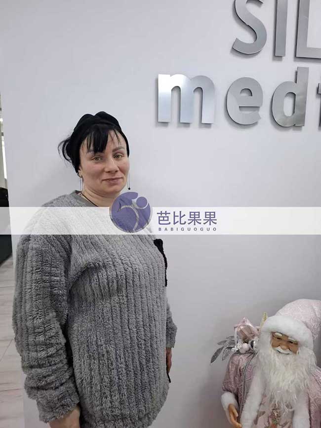 格鲁吉亚试管妈妈做B超