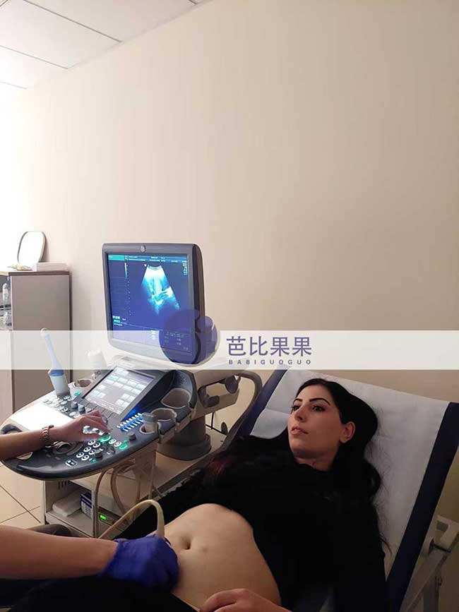 试管妈妈做B超