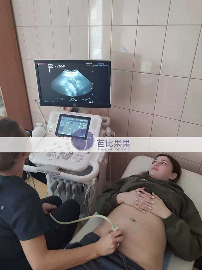 试管妈妈做B超