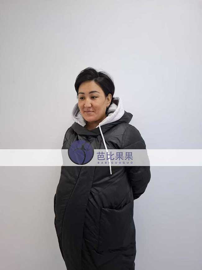 广州伍先生和女伴到格鲁吉亚匹配的试管妈妈做B超产检