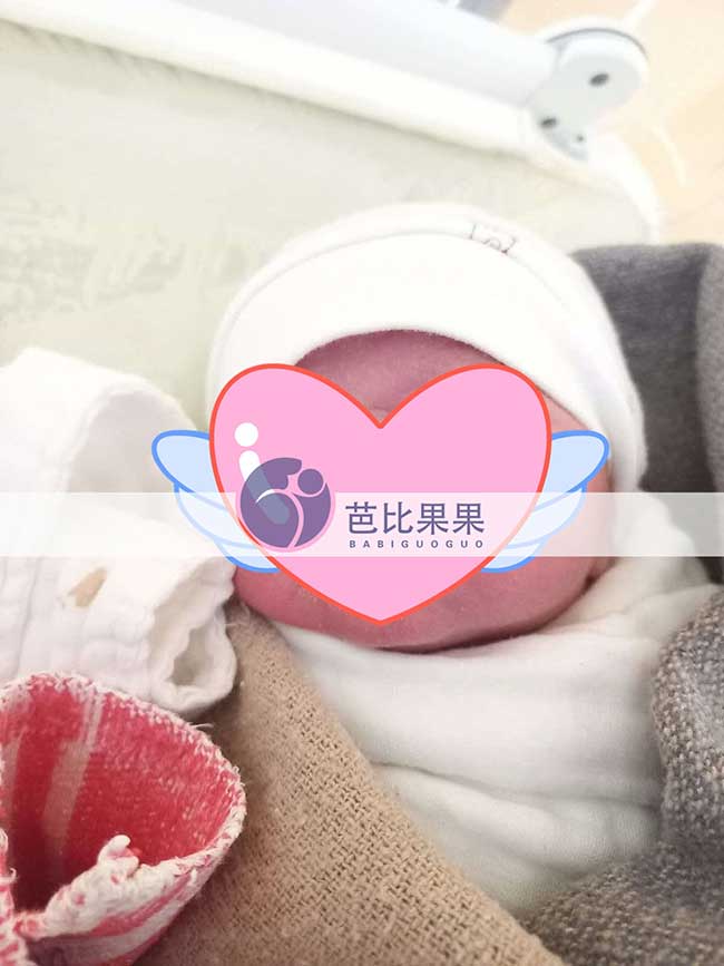 乌克兰试管龙凤胎出生