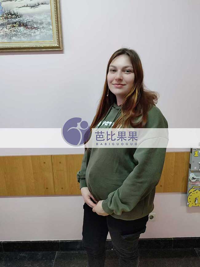 乌克兰试管妈妈做产检