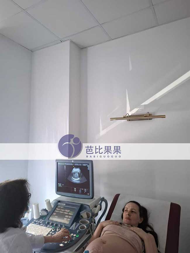 试管妈妈做B超