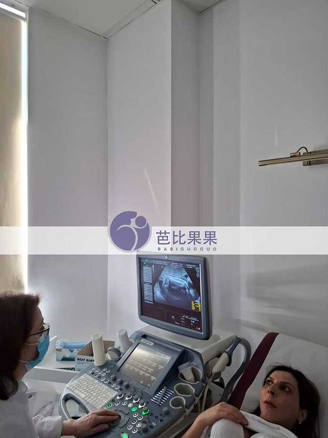 试管妈妈做B超