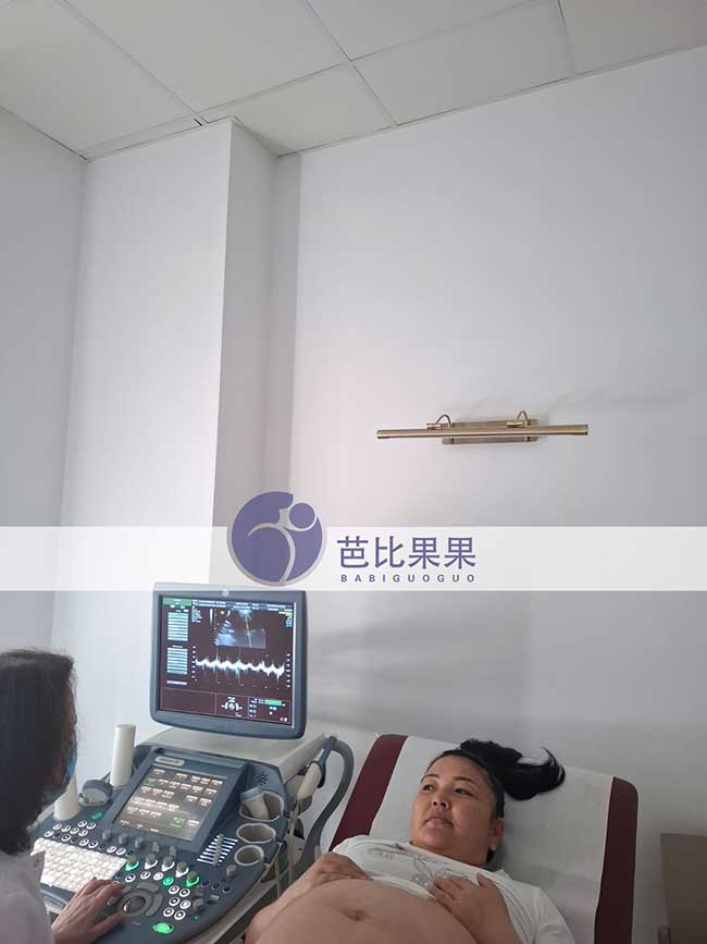 试管妈妈做B超