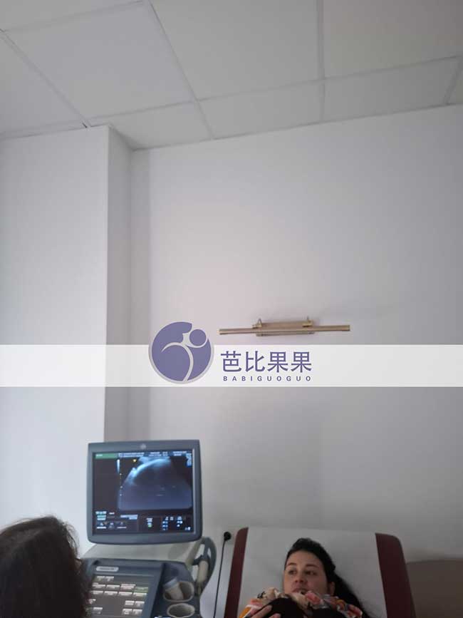 试管妈妈做B超