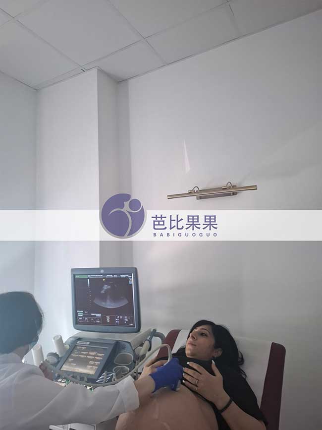 试管妈妈做B超