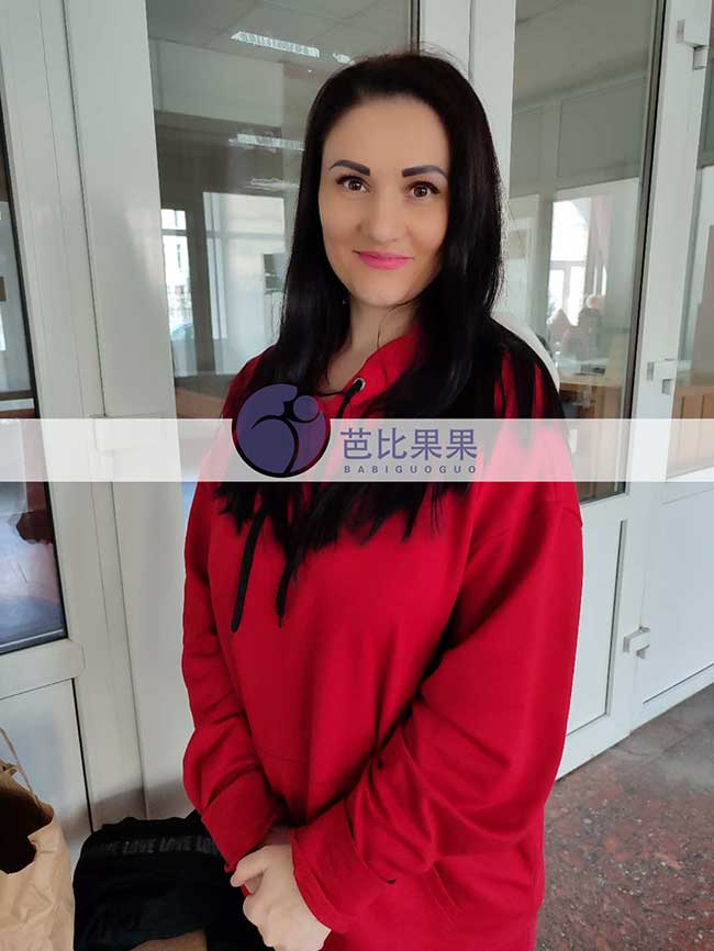 许先生到乌克兰匹配的试管妈妈来医院做孕12周B超产检