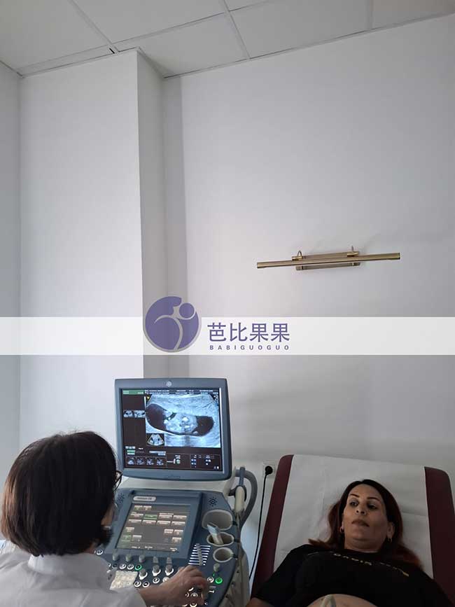 试管妈妈做B超