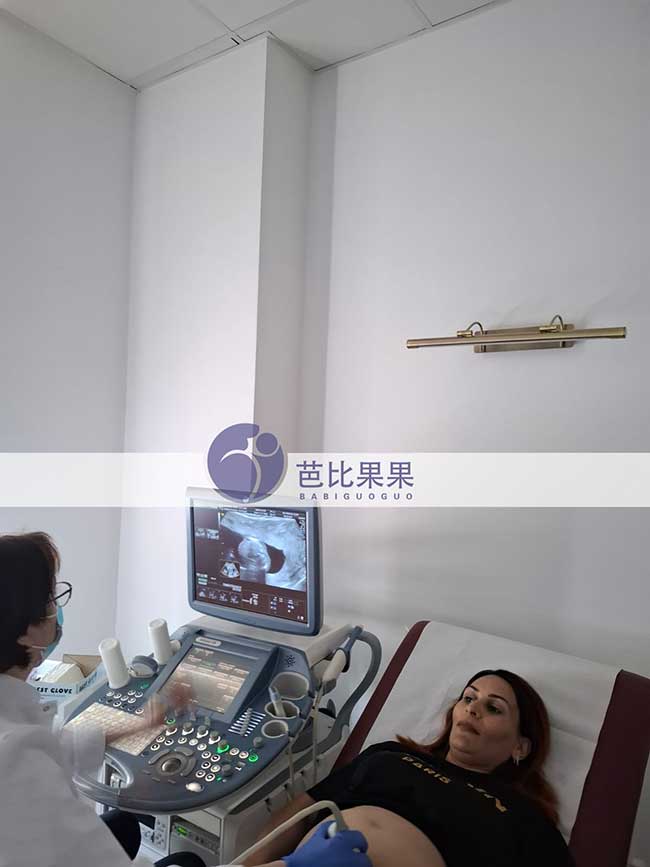 试管妈妈做B超