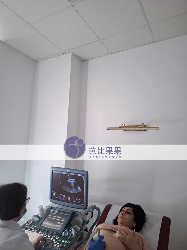 试管妈妈做B超