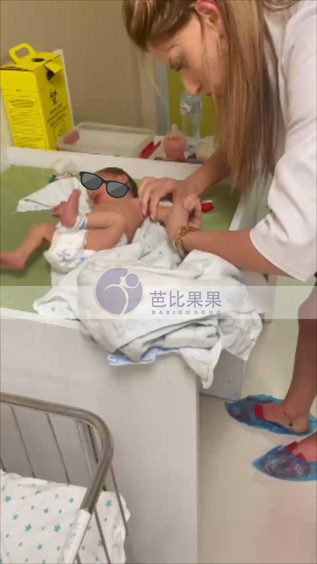 白先生到格鲁吉亚接试管宝宝出院并做DNA亲子鉴定