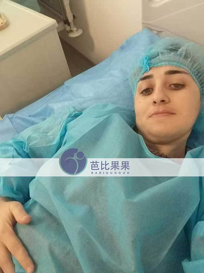 试管妈妈移植胚胎