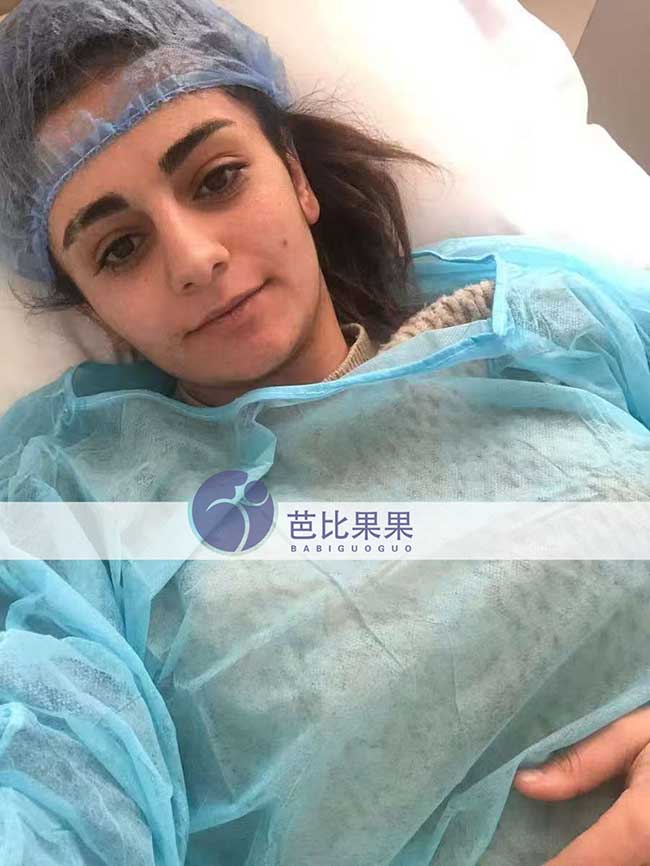 试管妈妈移植胚胎