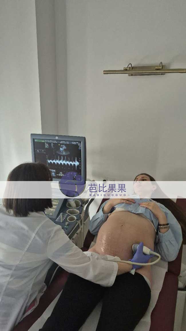 试管妈妈做B超
