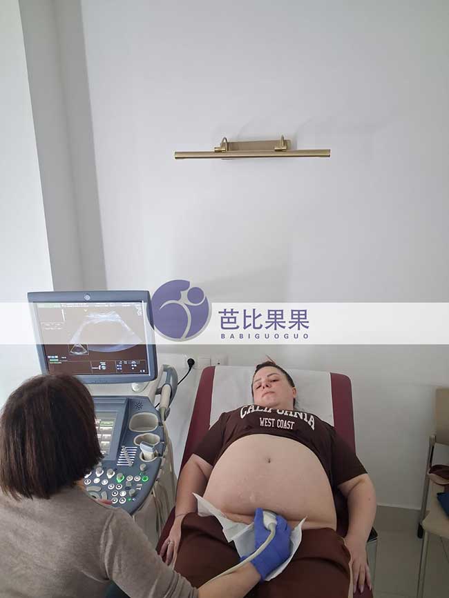 试管妈妈做B超