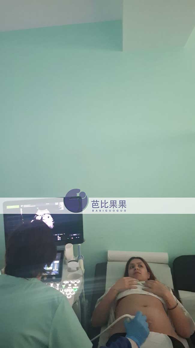 试管妈妈做B超