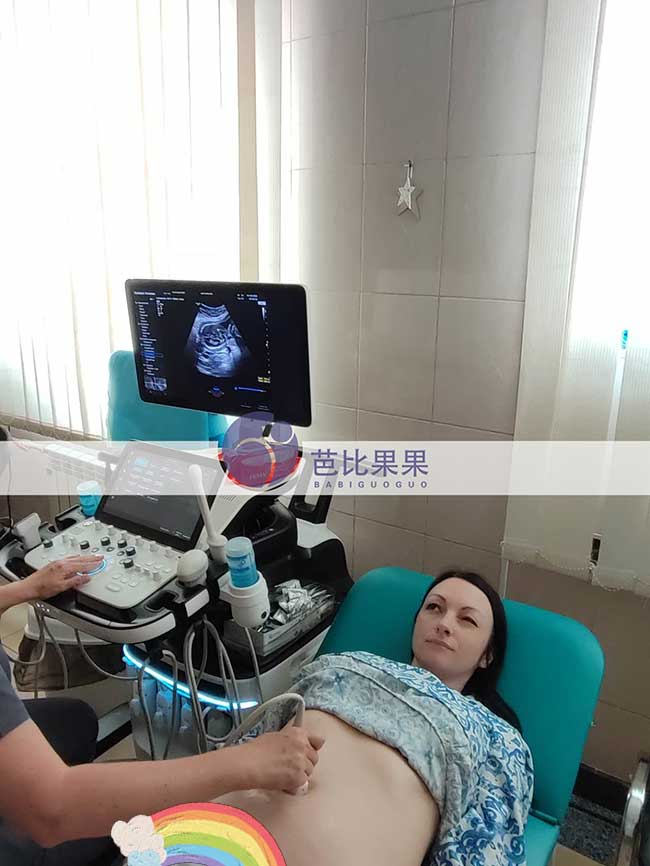 试管妈妈做B超