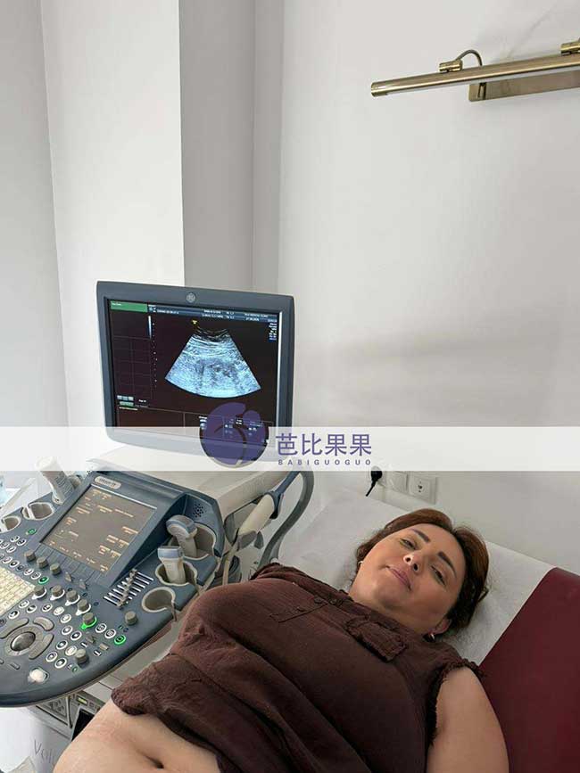 试管妈妈做B超