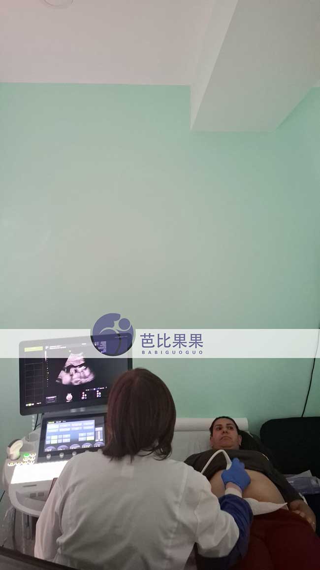 试管妈妈做B超