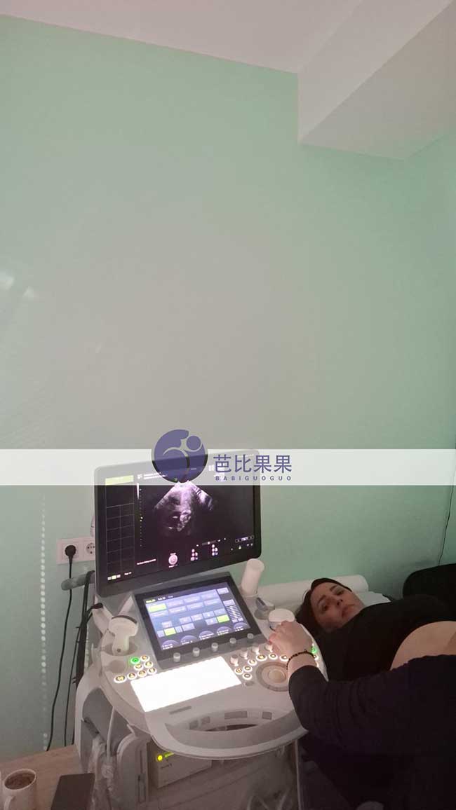 试管妈妈做B超