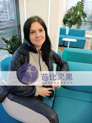 四十二岁女性在乌克兰自卵试管助孕成功抱上贴心小棉袄