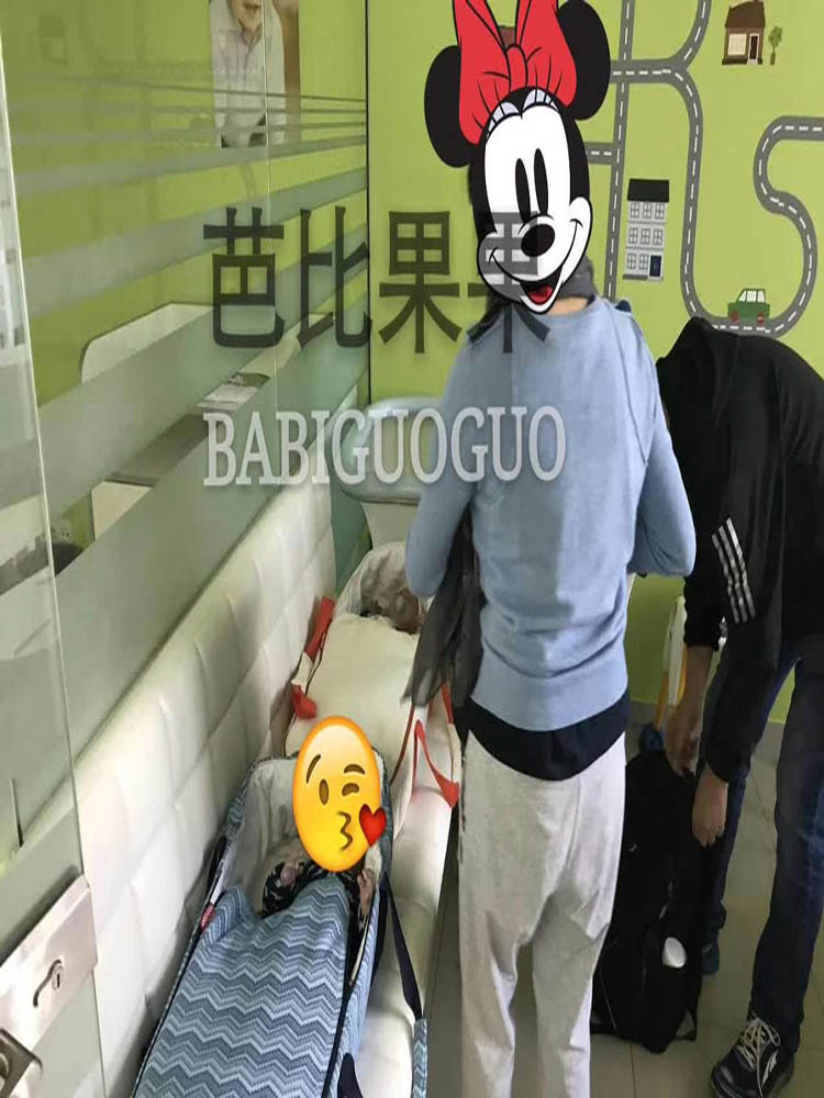 乌克兰阿多尼斯医院签合同