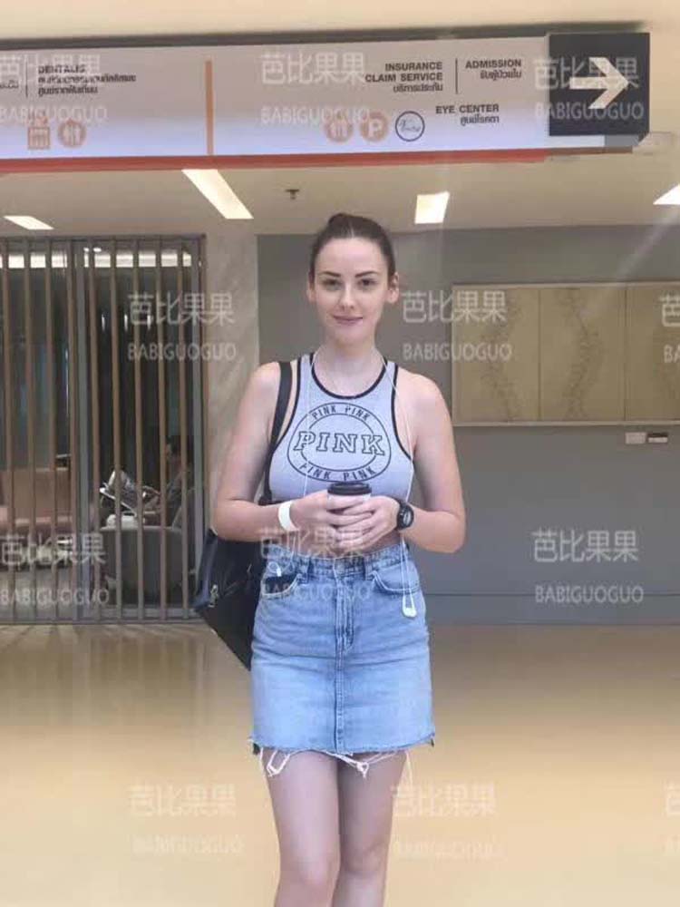 G先生乌克兰OD美女来月经在泰国试管婴儿VEJ医院做检查