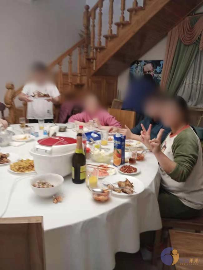 试管成功寄来的一箱石榴